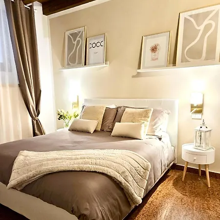Rosso Suite-free Parking Verona